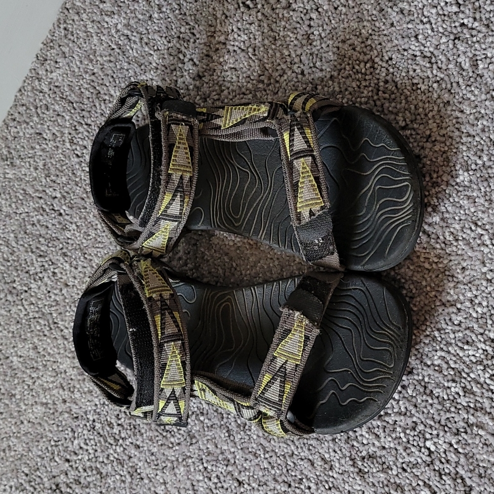 Boys teva sandals